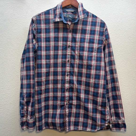Wallin & Bros Other - Button Down Shirt Blue and Red
